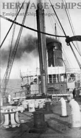 (image for) Umbria - bridge from fore deck