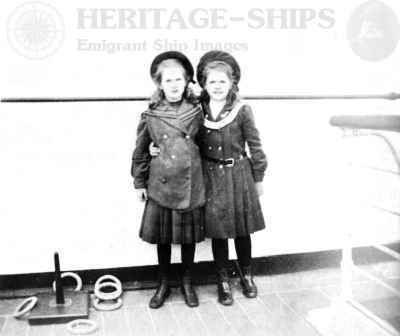 (image for) Celtic (2) - girls and ring game