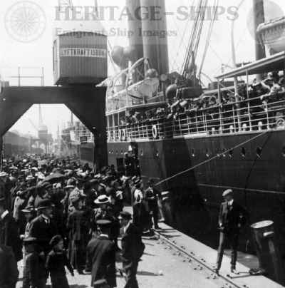 (image for) Calypso (2) boarding at Gothenburg