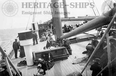 (image for) Saxonia (1), steerage passengers on deck 1905
